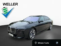 Black sapphire (schwarz) Gebraucht 2024 BMW 750e M Sport Limousine | 116.900 € (Superpreis)