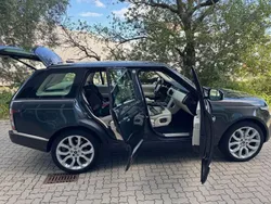 Grau Gebraucht 2013 Land Rover Range Rover Vogue SUV | 21.900 €