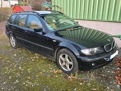 Schwarz Gebraucht 2002 BMW 318 Kombi | 1.000 € (Guter Preis)