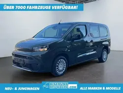 Khaki grün metallic Neu 2024 Toyota Proace Verso Business Edition Kombi | 29.800 € (Fairer Preis)