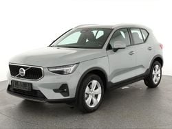Vapour grey metallic Neu 2025 Volvo XC40 Core SUV | 37.995 € (Superpreis)