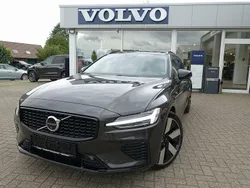Platinum grey Gebraucht 2024 Volvo V60 Ultra Kombi | 45.900 € (Teuer)