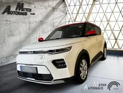 Weiß Neu 2024 Kia Soul EV Inspiration SUV | 39.990 € (Teuer)