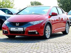 Rot Gebraucht 2013 Honda Civic Limousine | 5.950 € (Fairer Preis)