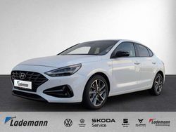 Polar white / sol Gebraucht 2021 Hyundai i30 Edition 30+ Limousine | 21.659 € (Etwas zu teuer)