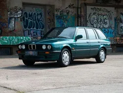 Grün Gebraucht 1991 BMW 316 Kombi | 14.400 €