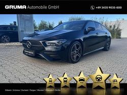 Lack kosmosschwarz Gebraucht 2024 Mercedes CLA200 Shooting Brake Premium Kombi | 35.960 € (Teuer)