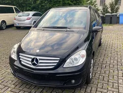 Schwarz Gebraucht 2007 Mercedes B200 Van / Kleinbus | 6.490 € (Teuer)