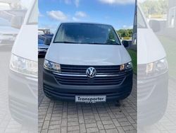 Weiß (candyweiß) Gebraucht 2024 VW T6.1 Van | 40.652 € (Fairer Preis)