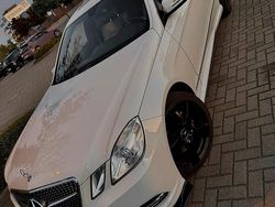 Weiß Gebraucht 2011 Mercedes E350 Limousine | 11.800 € (Fairer Preis)