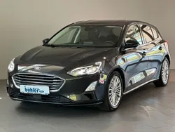 Pantherblau metallic Gebraucht 2021 Ford Focus Titanium X Limousine | 19.490 € (Fairer Preis)