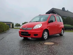 Rot Gebraucht 2004 Toyota Yaris Verso Van / Kleinbus | 1.500 € (Superpreis)