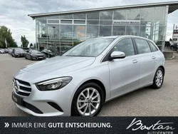 Silber metallic Gebraucht 2019 Mercedes B180 Van / Kleinbus | 21.900 € (Fairer Preis)
