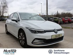 Pure white 6109 Gebraucht 2023 VW Golf VIII Move Limousine | 24.950 € (Fairer Preis)