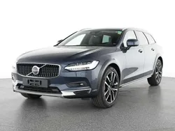 Gebraucht 2023 Volvo V90 CC Kombi | 54.850 € (Etwas zu teuer)