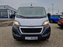 Weiß Gebraucht 2024 Peugeot Boxer Van | 19.990 € (Superpreis)
