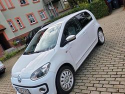 Weiß Gebraucht 2012 VW up! Edition Kleinwagen | 5.300 € (Etwas zu teuer)