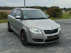 Silber Gebraucht 2008 Skoda Fabia Ambiente Kombi | 2.000 € (Fairer Preis)