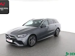 Grau Gebraucht 2024 Mercedes C300 AMG Kombi | 51.780 €