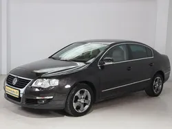 Schwarz Gebraucht 2006 VW Passat Limousine | 2.100 € (Superpreis)