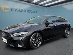 Schwarz Gebraucht 2024 Mercedes CLA180 Limousine | 33.499 € (Fairer Preis)