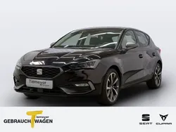 Mitternachtsschwarz Gebraucht 2022 Seat Leon FR-Line Limousine | 22.970 € (Fairer Preis)
