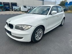 Weiß Gebraucht 2011 BMW 118 Kleinwagen | 4.350 € (Guter Preis)
