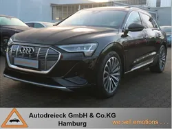 Mythosschwarz metallic Gebraucht 2021 Audi e-tron S-Line SUV | 37.950 € (Etwas zu teuer)