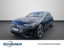 Mythosschwarz metallic (metallic) Gebraucht 2023 Audi Q8 e-tron Comfort SUV | 56.990 € (Superpreis)