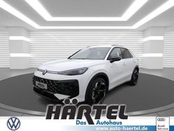 Pure white, solid Neu 2025 VW T-Roc Style SUV | 44.520 € (Teuer)