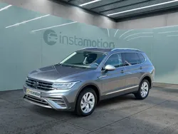 Grau Gebraucht 2024 VW Tiguan Allspace S SUV | 37.649 € (Superpreis)