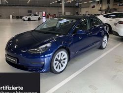Blau Gebraucht 2021 Tesla Model 3 Long Range RWD Limousine | 29.500 € (Teuer)