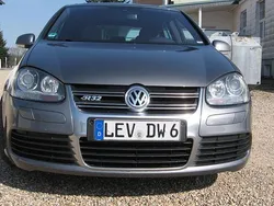 Grau Gebraucht 2008 VW Golf VI R Limousine | 16.500 €