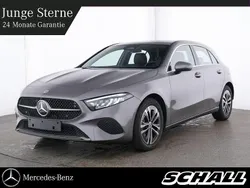 Grau Gebraucht 2024 Mercedes A200 Progressive Limousine | 28.769 € (Guter Preis)