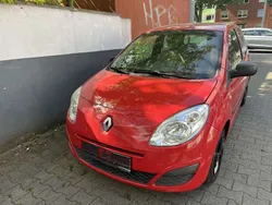 Hellrot Gebraucht 2011 Renault Twingo Kleinwagen | 1.890 € (Guter Preis)
