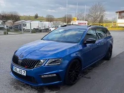 Blau Gebraucht 2018 Skoda Octavia RS Kombi | 15.900 € (Fairer Preis)