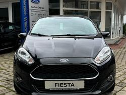 Iridiumschwarz metallic Gebraucht 2017 Ford Fiesta Celebration Kleinwagen | 11.300 € (Etwas zu teuer)