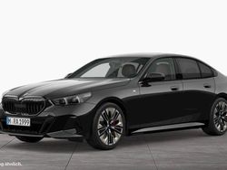 Saphirschwarz Gebraucht 2024 BMW 520 Comfort Edition Limousine | 52.910 € (Fairer Preis)