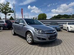 Silber Gebraucht 2009 Opel Astra Limousine | 3.950 € (Teuer)