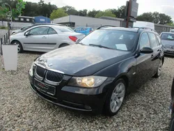 Schwarz Gebraucht 2006 BMW 330 Kombi | 3.999 € (Fairer Preis)