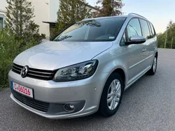 Silber Gebraucht 2011 VW Touran Highline Van / Kleinbus | 8.900 € (Fairer Preis)