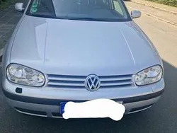 Silber Gebraucht 2001 VW Golf IV Limousine | 1.500 € (Superpreis)