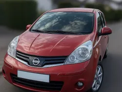 Rot Gebraucht 2009 Nissan Note Acenta Van / Kleinbus | 3.399 € (Fairer Preis)