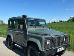Grün Gebraucht 2013 Land Rover Defender SUV | 42.000 €