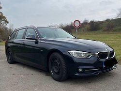 Blau Gebraucht 2016 BMW 320 Sport Line Kombi | 12.500 € (Guter Preis)