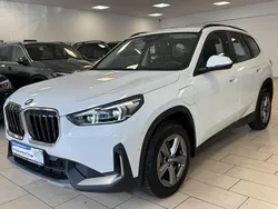 Weiß Gebraucht 2023 BMW X1 Performance SUV | 39.440 € (Guter Preis)