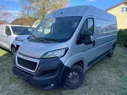 Grau Gebraucht 2020 Peugeot Boxer Premium Van | 9.999 €
