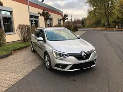 Grau Gebraucht 2018 Renault Mégane IV Limousine | 10.800 € (Guter Preis)