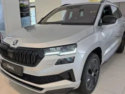 Silber Neu 2025 Skoda Karoq SportLine SUV | 41.990 € (Teuer)
