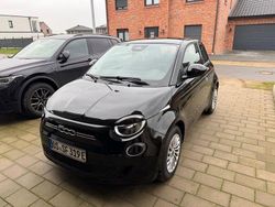 Schwarz Gebraucht 2023 Fiat 500e Limousine | 17.500 € (Fairer Preis)